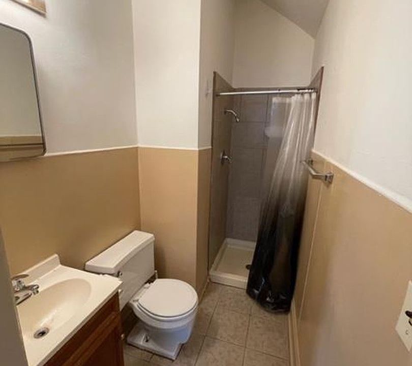 2nd image of 133 E Academy St #2-133ACA