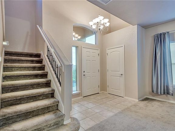 3rd image of 6717 Crucero Del Sol Dr