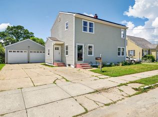 89 Cornell St, New Bedford, MA 02740
