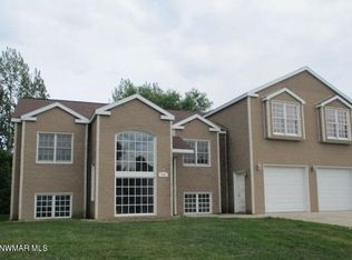 304 Cardinal Ave, Thief River Falls, MN 56701