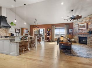 1317 Brunette Downs Dr, Madison, WI 53718