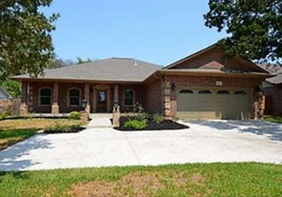 2707 Carter Creek Pkwy, Bryan, TX, 77802