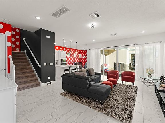 3rd image of 1531 Fairview Cir