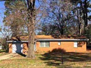 2424 Rodge Dr, Tyler, TX 75701