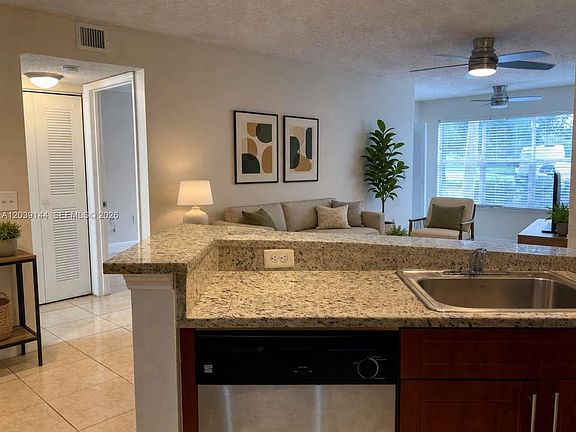 2nd image of 12980 Vista Isles Dr APT 314