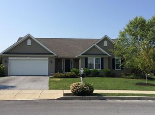 244 Greystone Ln, Quarryville, PA 17566