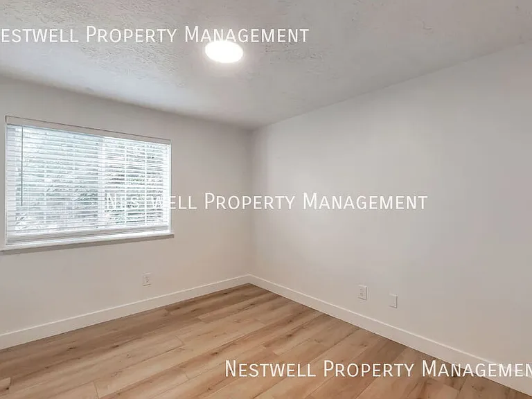1329 W 1520 N — Photo 10