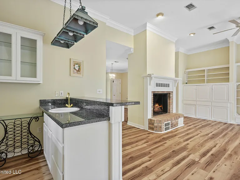 29109 W Dubuisson Rd — Photo 9