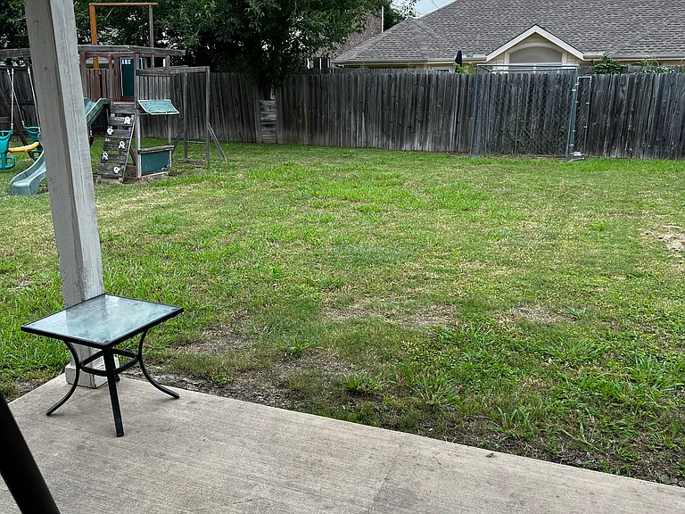 6509 Plainview Ct — Photo 4