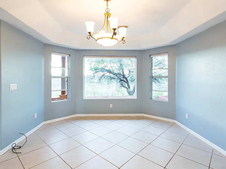 414 Bury Ct — Photo 8