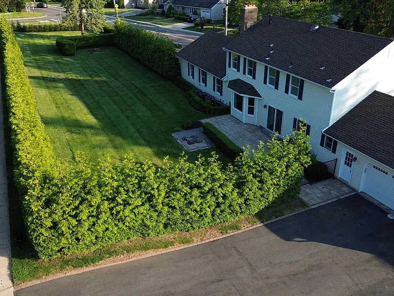 220 Branch Ave — Photo 58