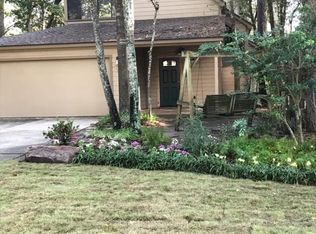 22 S Mossrock Rd, Spring, TX 77380