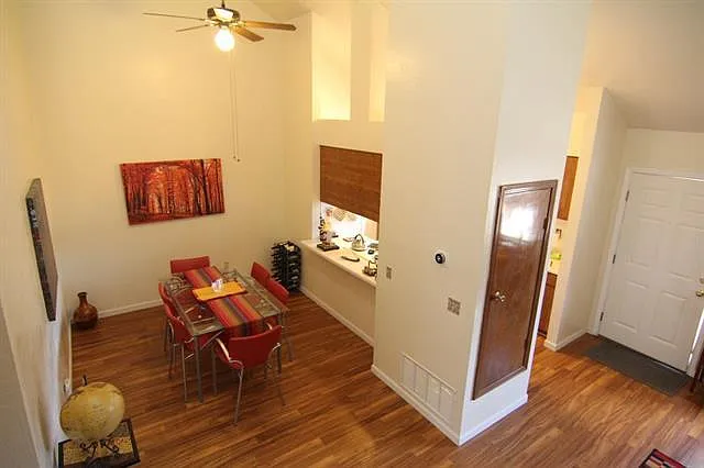 802 Carmen Dr #B — Photo 5