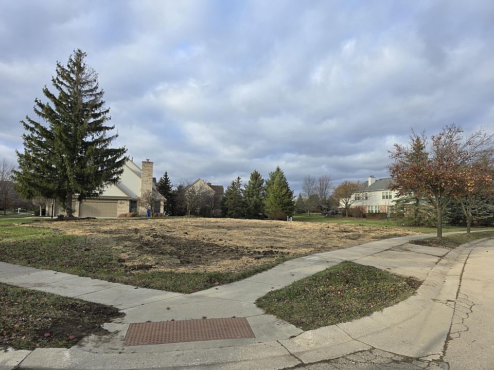 2nd image of 200 Mornington Ct