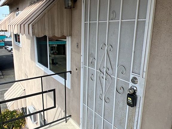 3rd image of 357 W Broadway #357D