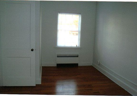 2nd image of 817 S Park St APT 14
