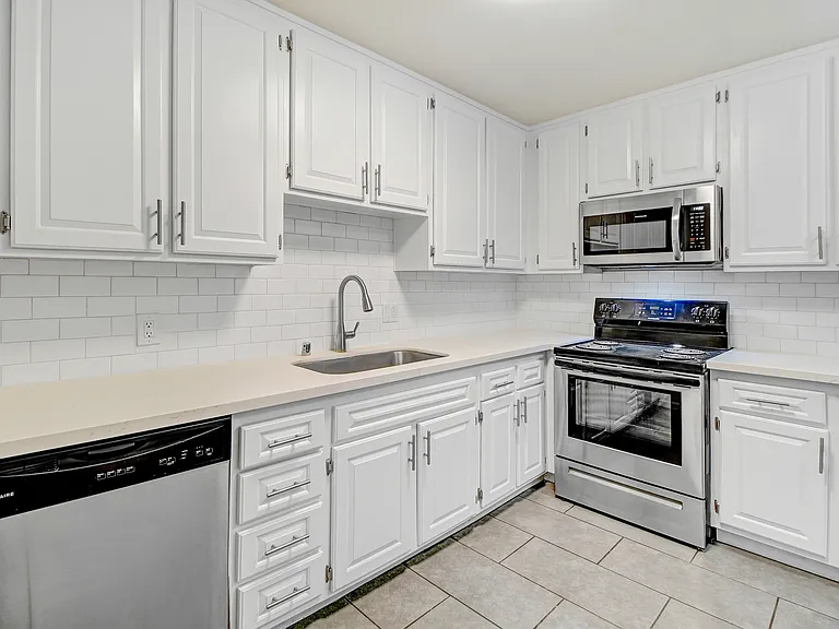2BR/2BA-B 2BR/2BA-B