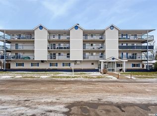 2501 1st Ave W #301, Prince Albert, SK S6V5A3