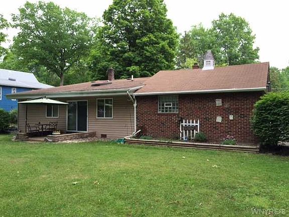 4th image of 3100 Woodland Ave
