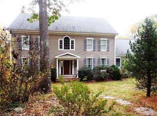 39 Virginia Rail Dr, Bethany, CT 06524