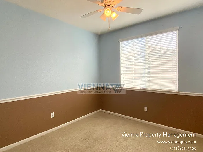 3301 Leiper Loop — Photo 23
