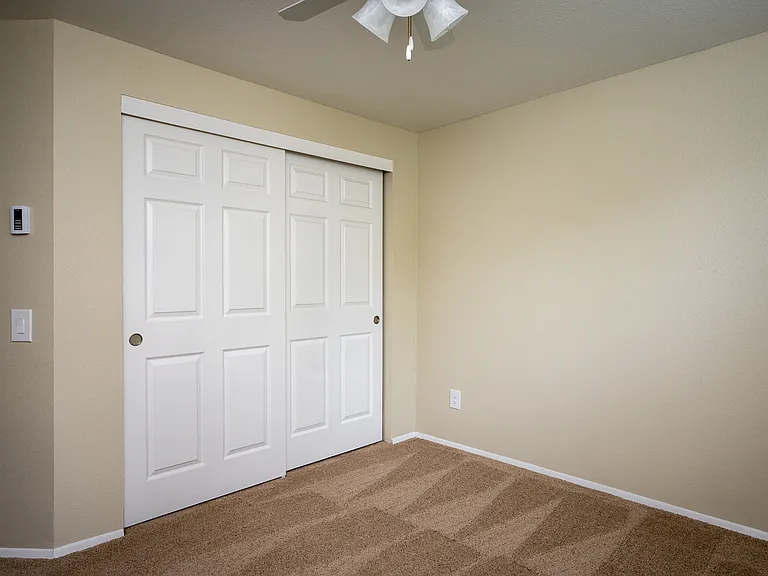Oakmont — Photo 34