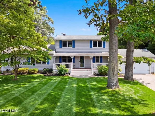 49 Maxim Road, Howell, NJ 07731