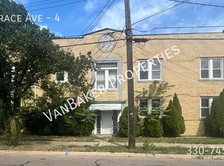 465 Grace Ave APT 4, Akron, OH 44320