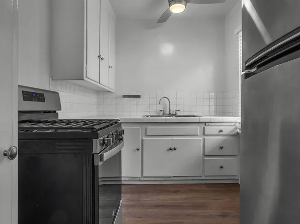 1350 N Havenhurst Dr #3, Los Angeles, CA 90046