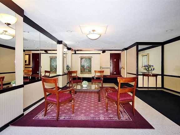 3rd image of 76 Dehaven Drive #1 H