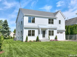 200 Henry Street, Fairfield, CT 06824