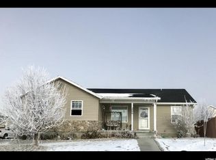 2099 E Juniper Dr, Eagle Mountain, UT 84005