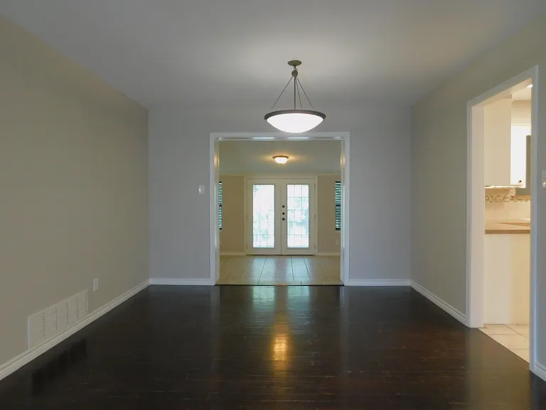 897 John George Ln — Photo 13