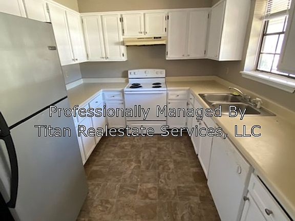 4th image of 107 Vieux Orleans Cir