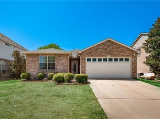 996 Ponderosa Rdg, Little Elm, TX 75068