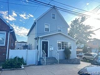 2nd image of 128-04 Gotham Road