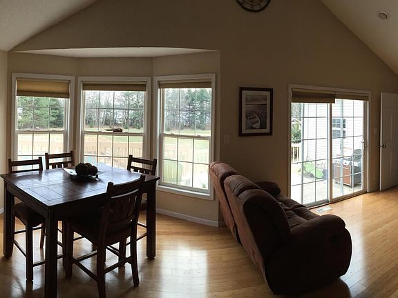 5th image of 16166 Lake Michigan Dr