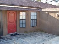 1st image of 109 Hamilton Oaks Dr