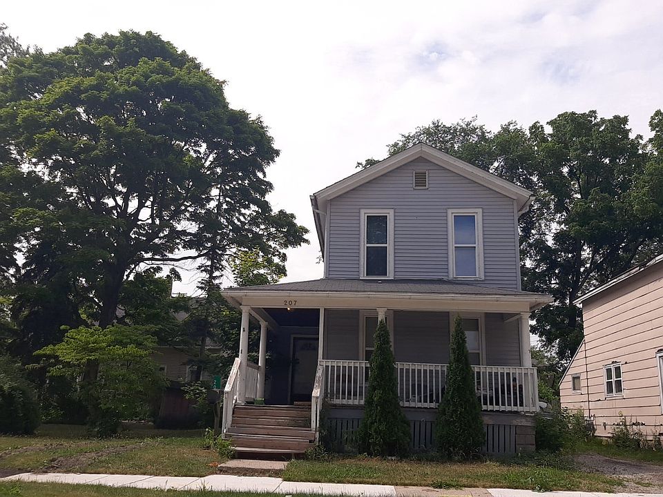 1st image of 207 N Granger St