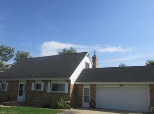 4723 Carrousel Dr, Cedar Rapids, IA 52404