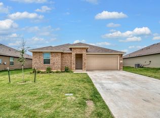 7025 Canadian Dr, China Spring, TX 76633