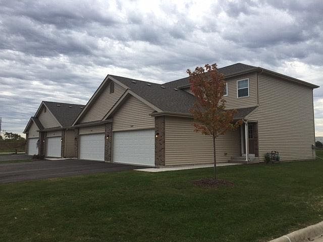 1st image of 937 Armistead Ln #937-939-941