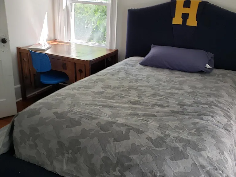 15 Roosevelt Ave — Photo 10