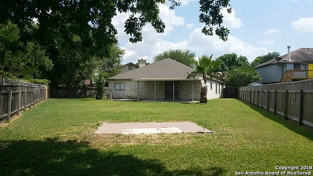 Building Photo - 3207 Sackville Dr
