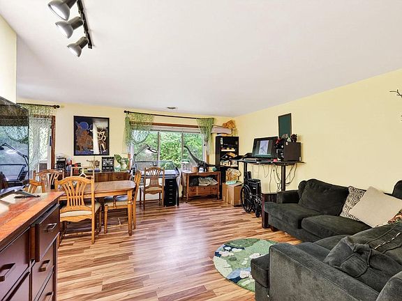5th image of 802 S Gammon Road #4
