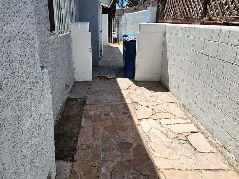 1909 Cherry Ln — Photo 27