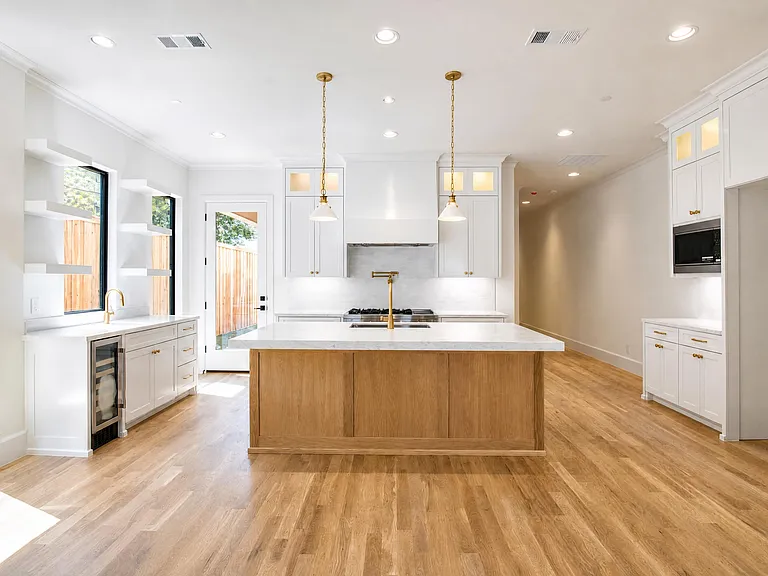 3511 Westminster Ave — Photo 3