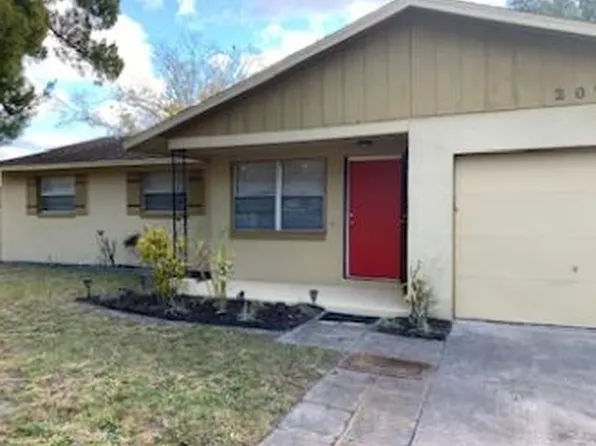 207 Terry Ln, Sanford, FL 32771