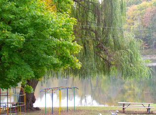 22 Hill St, Saugerties, NY 12477