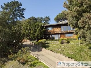 80 Fairhills Dr, San Rafael, CA 94901